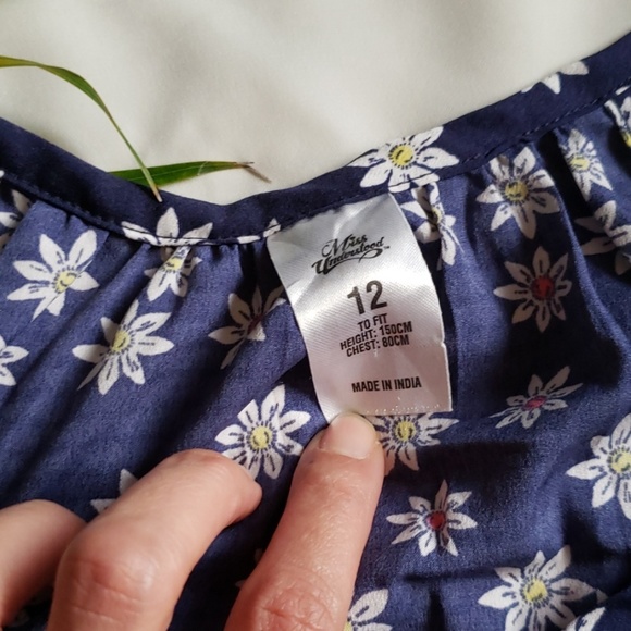 Miss understood floral navy top - Picture 5 of 5